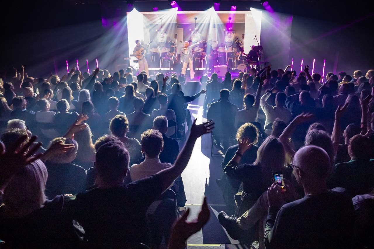 Utdelingen av Luttprisen ble arrangert i scenerommet på Samvirket tidligere i år. Ingrid Hansen beskriver scenerommet som svært fleksibelt med blackbox-muligheter og gode sidescener.  Foto: David Zadig