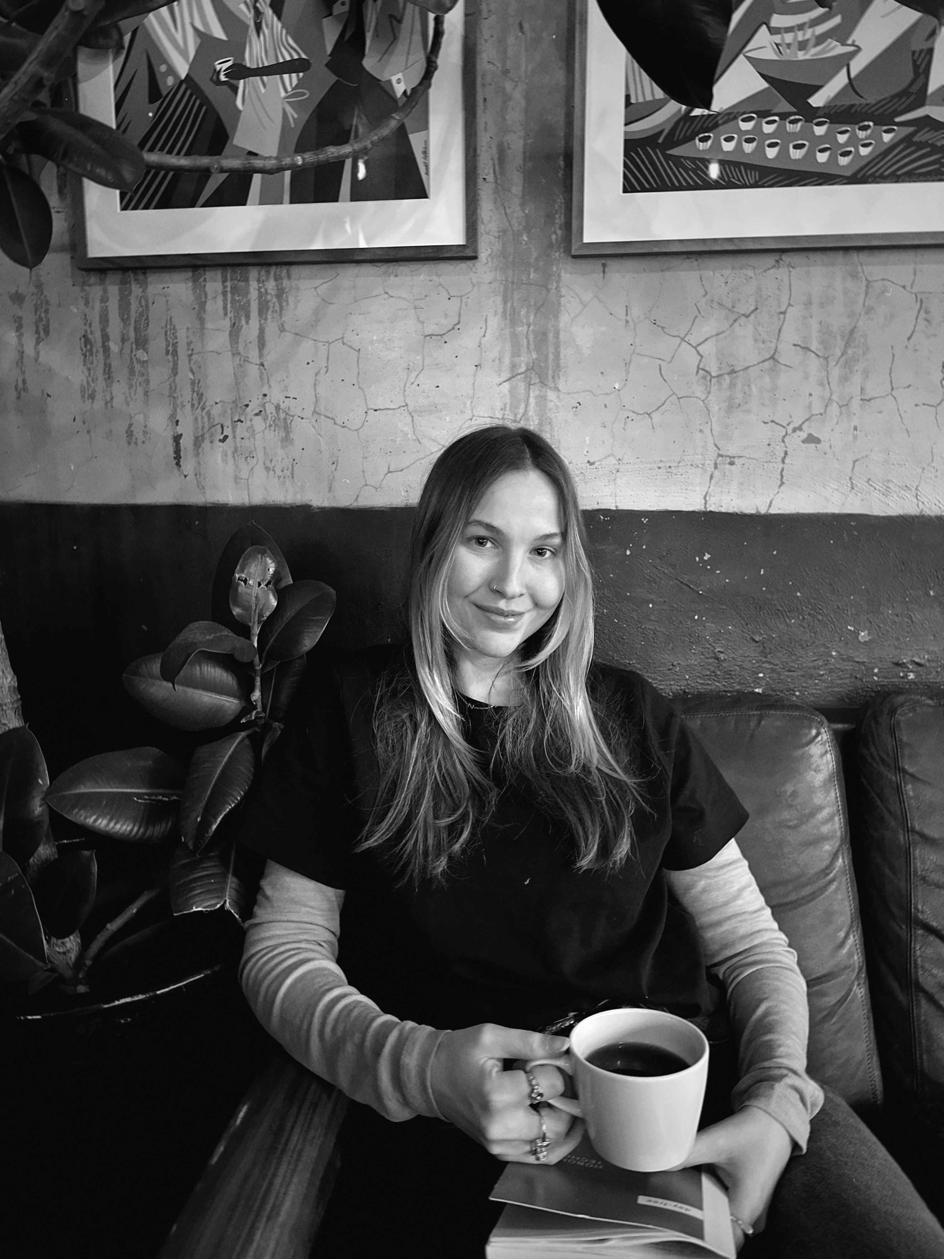 Hanna Shrapnell Katapult BW