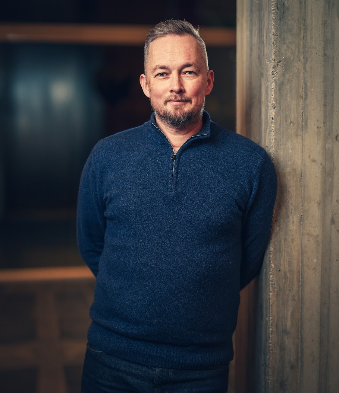Advokat Hans Marius Graasvold jobber daglig med kontrakter og opphavsrett i musikkfeltet. Foto: Morten Bjerke