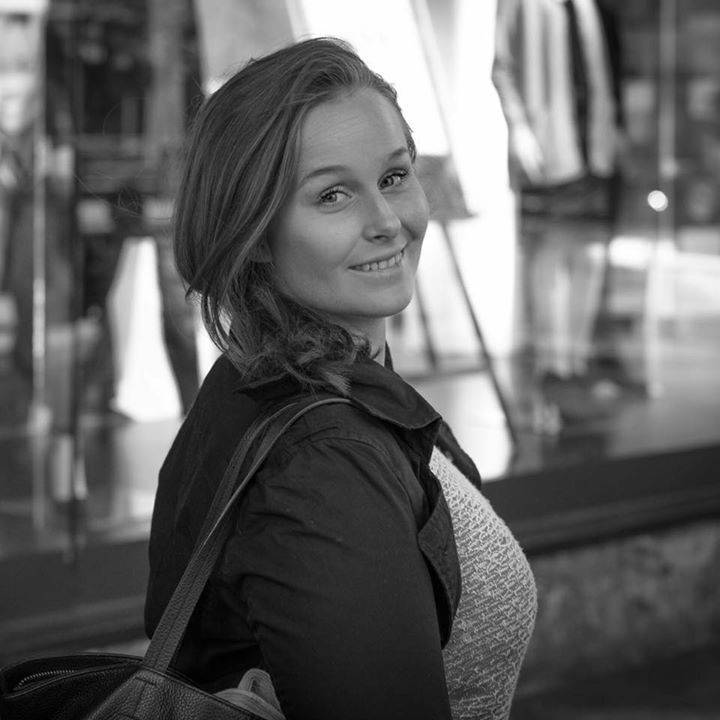 Ingvild Moen er rådgiver og foredragsholder innen sosiale medier. Hun mener at ekte engasjement og tålmodighet teller mer enn følgertall. Foto: Resonate