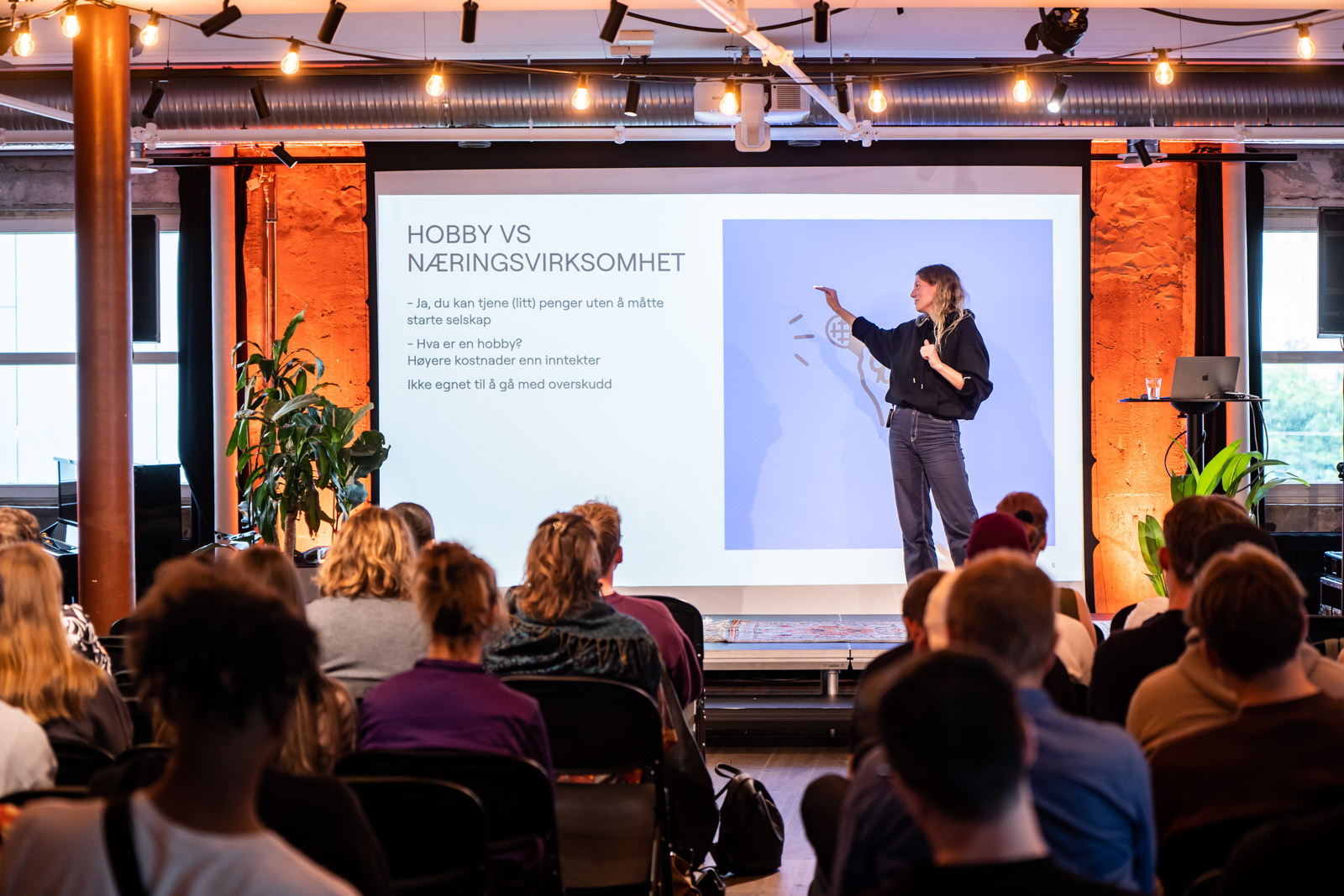 Synne SB Boenes 23 Brak Kontordagen 01150