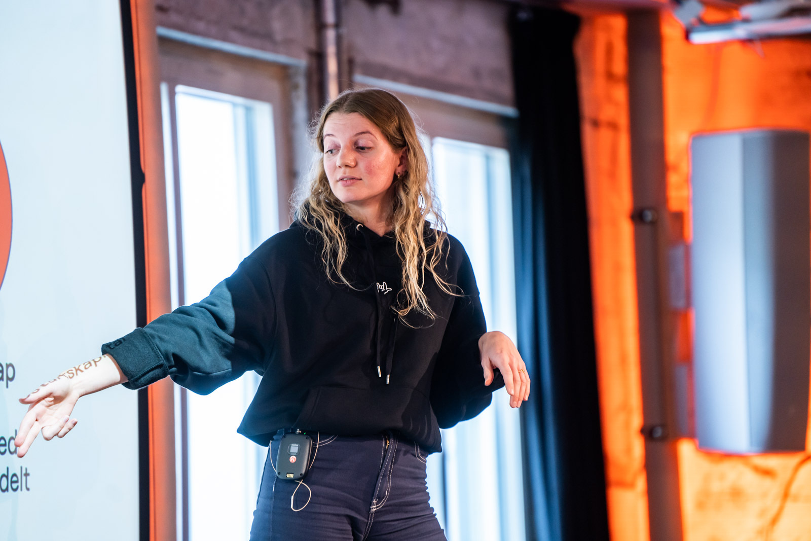 Synne SB Boenes 23 Brak Kontordagen 01167