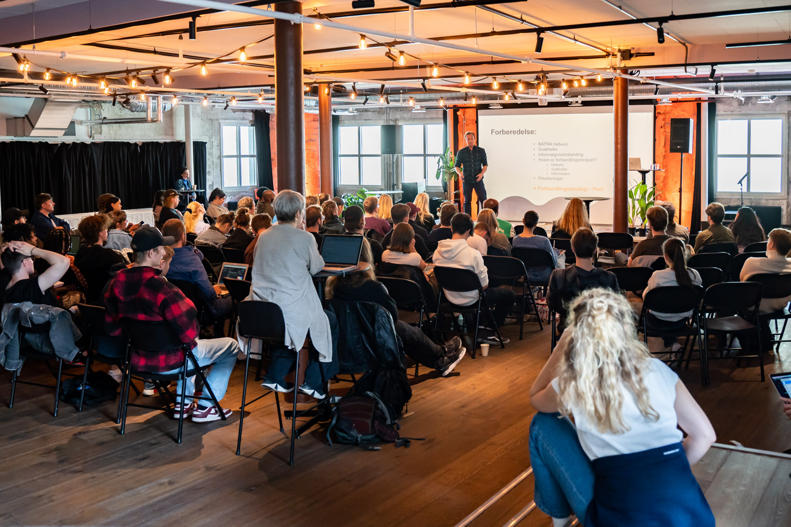 Synne SB Boenes 23 Brak Kontordagen 01581