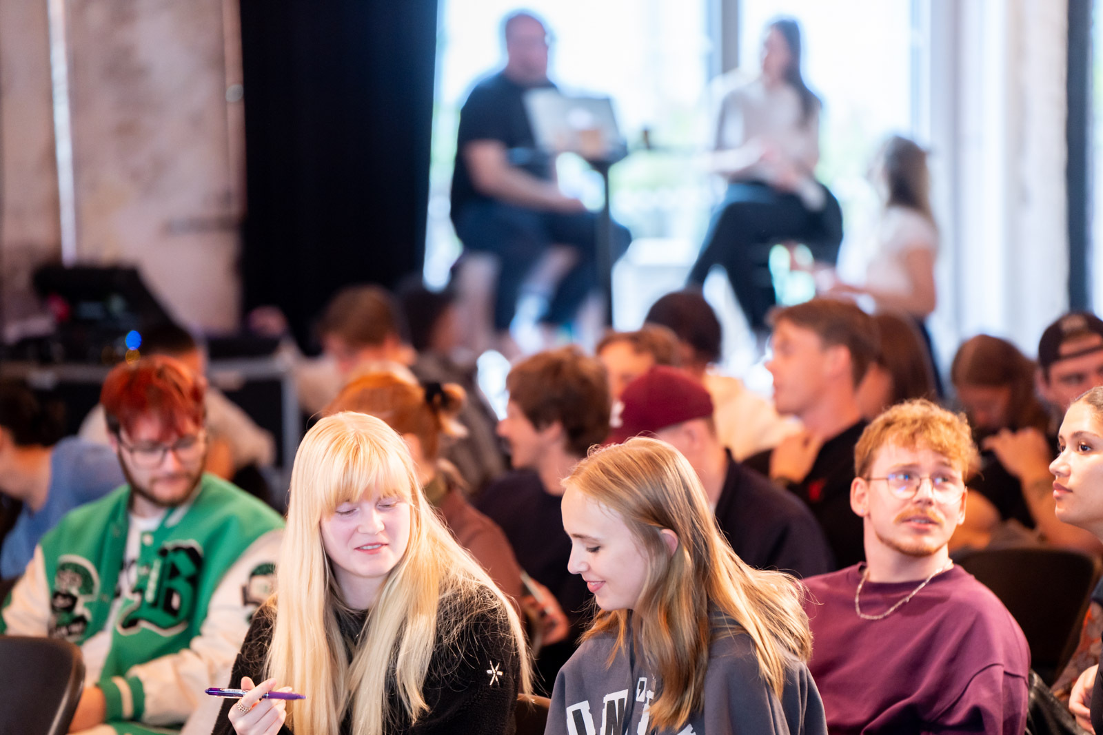 Synne SB Boenes 23 Brak Kontordagen 01629