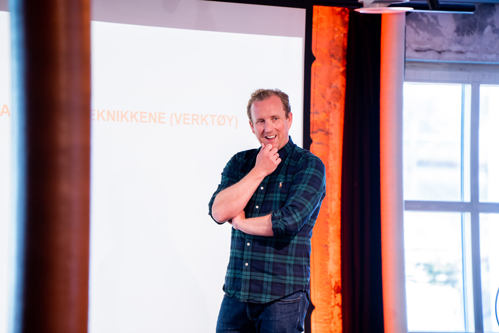 Synne SB Boenes 23 Brak Kontordagen 01723