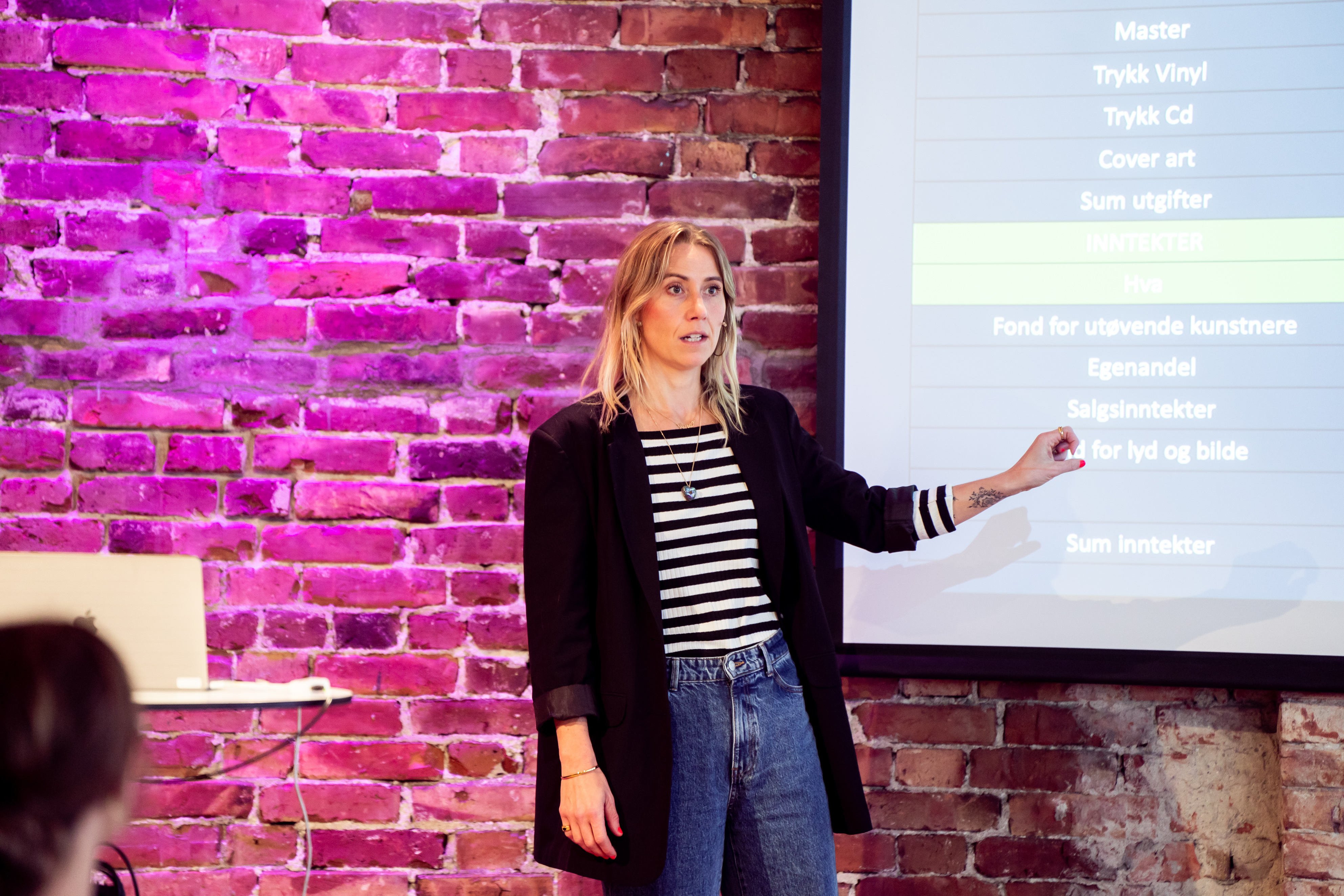 Synne SB Boenes 24 Kontordagen 09283