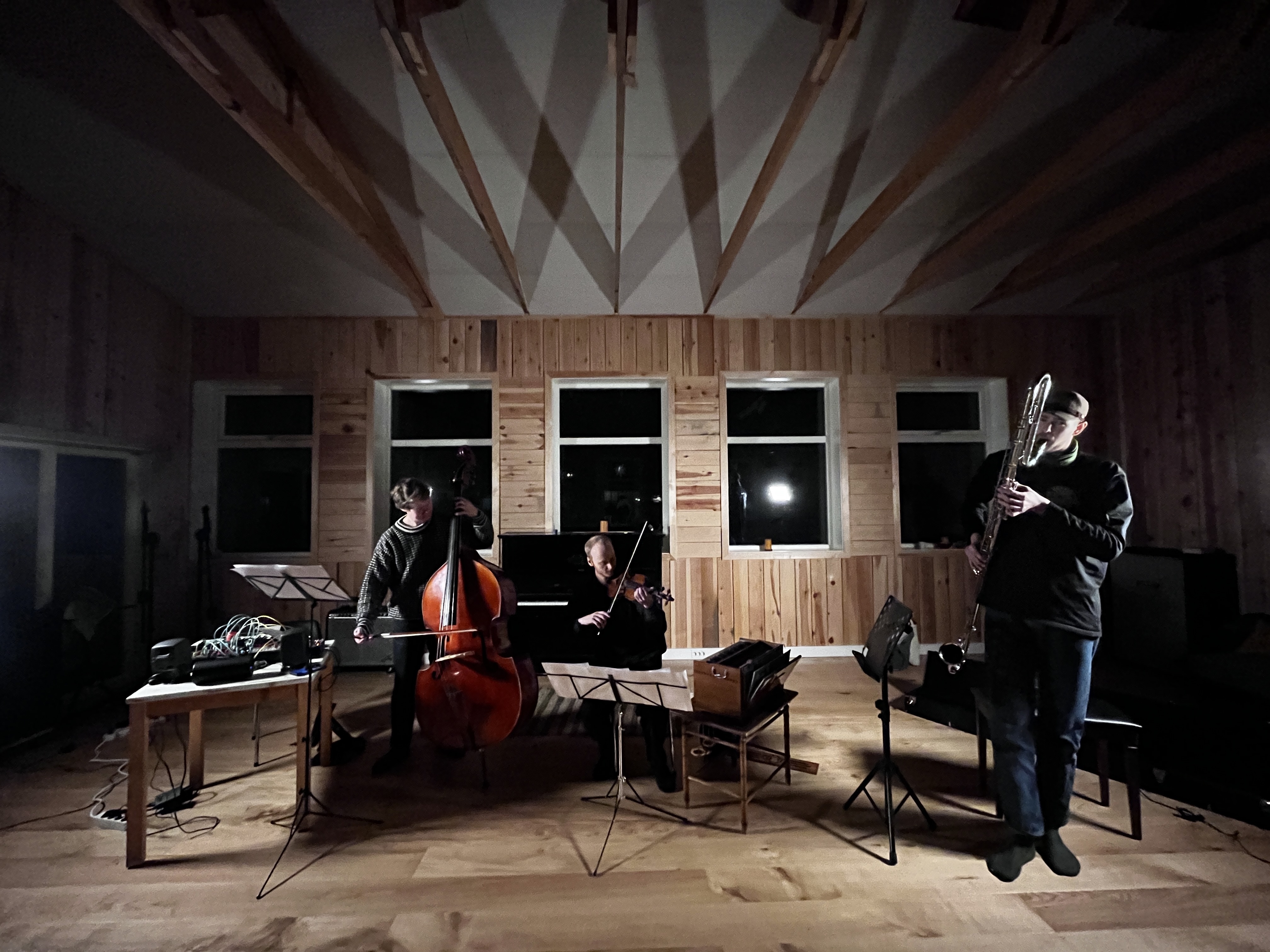 Utprøving av lokalet. Foto: Håvard Skaset