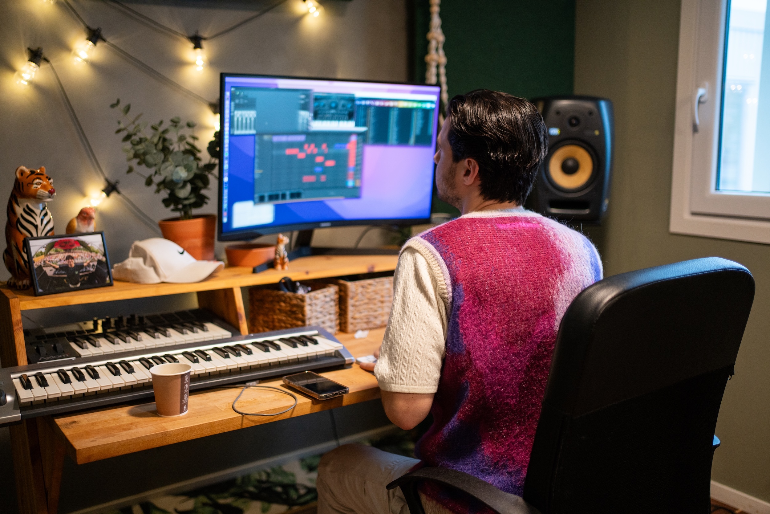 Musikkbyen Trondheim samler låtskrivere, produsenter, musikere og bransjeaktører under samme tak, og trekkes fram i musikkontorenes innspill som et eksempel på hvordan eksisterende bygg kan gi plass til nye musikkmiljøer. Foto: Emilie Wulff Skårild
